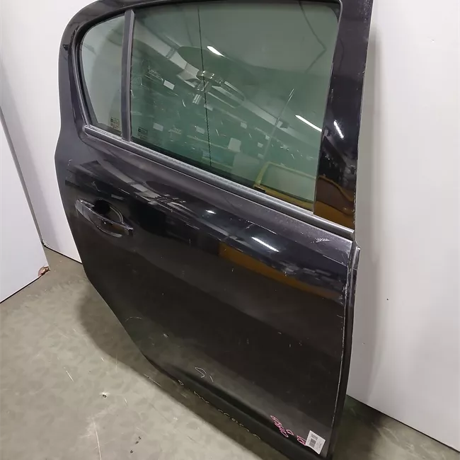 Porta posteriore destra