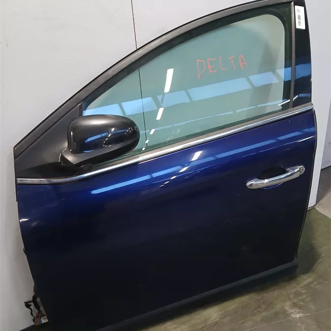 Porta anteriore sinistra