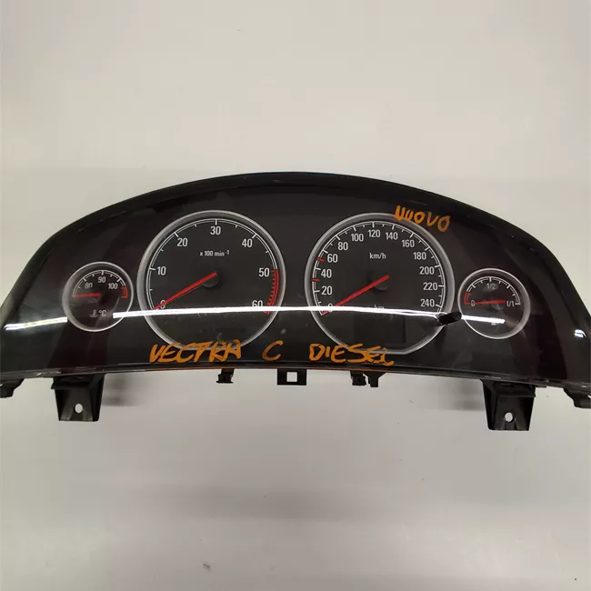 Quadro portastrumenti 250 KM con quadr.neri/fendinneb