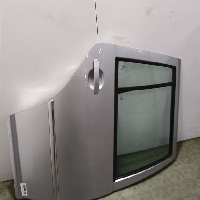 Porta posteriore destra