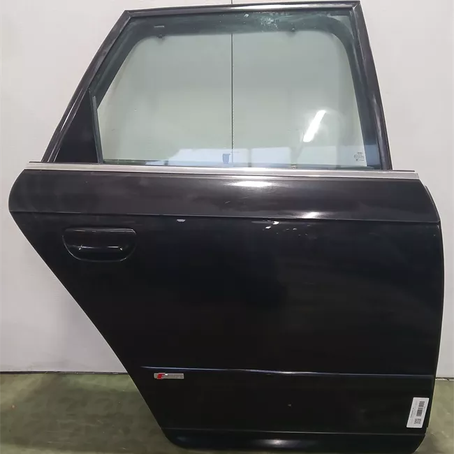 Porta posteriore destra