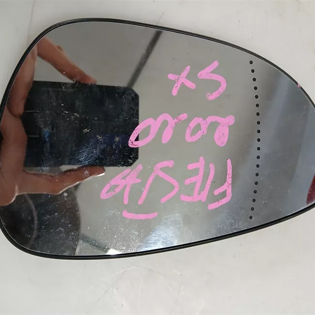 Cristallo retrovisore esterno sinistro