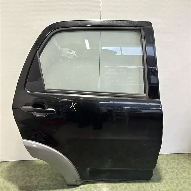 Porta posteriore destra