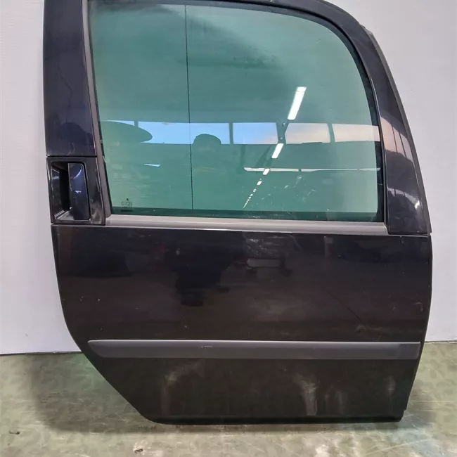 Porta posteriore destra