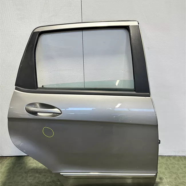 Porta posteriore destra