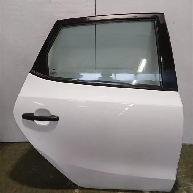 Porta posteriore destra