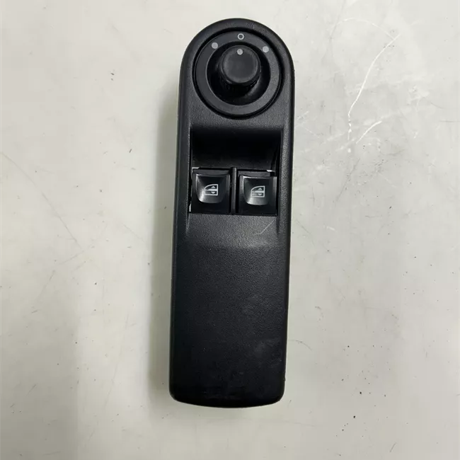 Interruttore alzacristalli porta anteriore