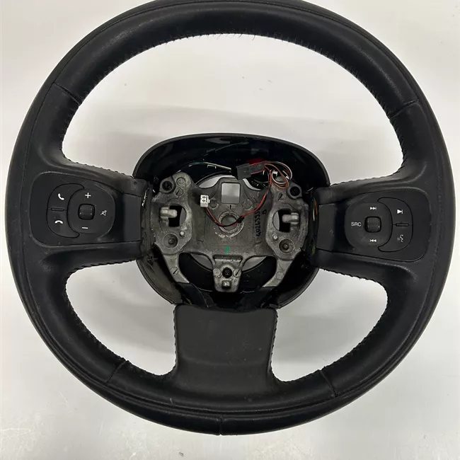 Volante con comandi nero
