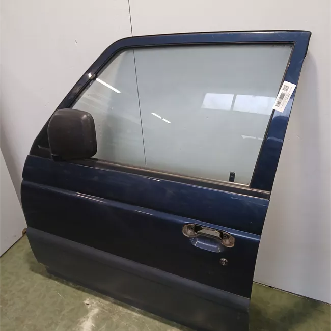 Porta anteriore sinistra