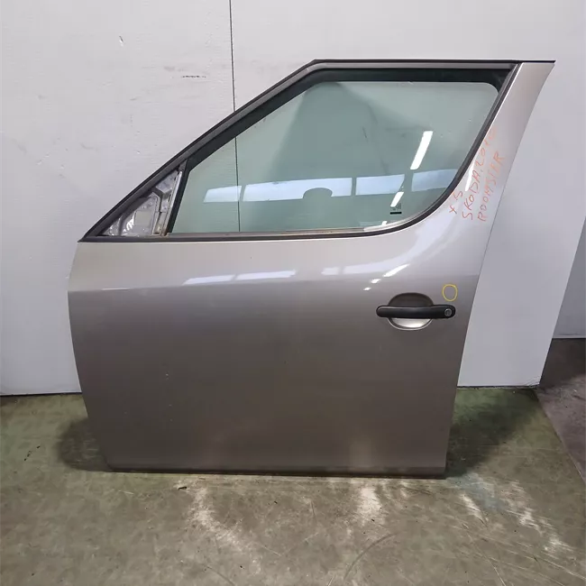 Porta anteriore sinistra