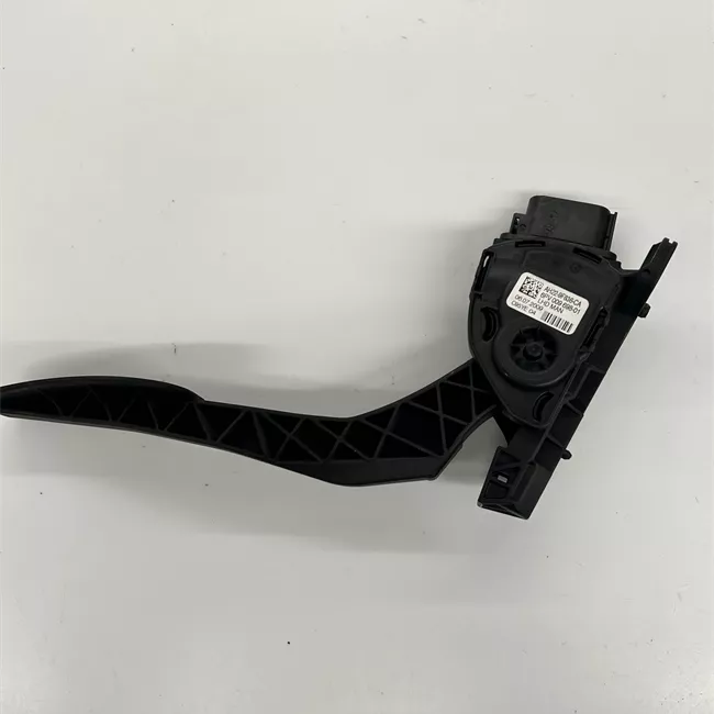 Pedale acceleratore atm