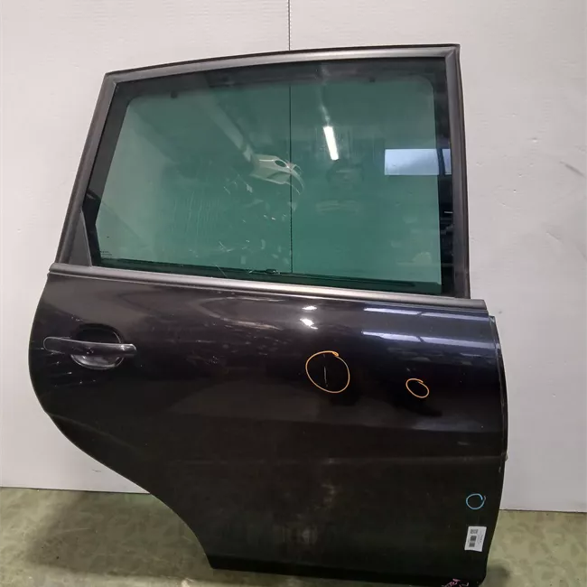 Porta posteriore destra