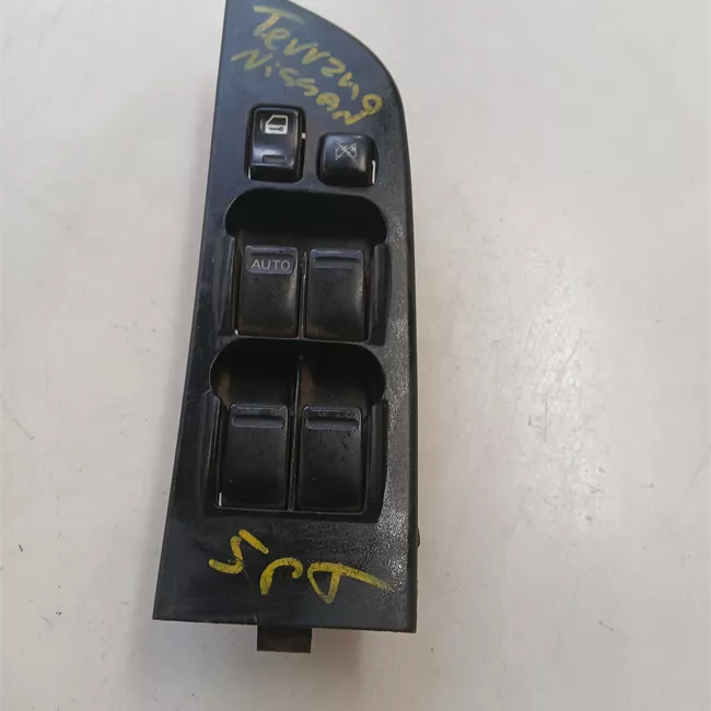 Interruttore alzacristalli porta anteriore