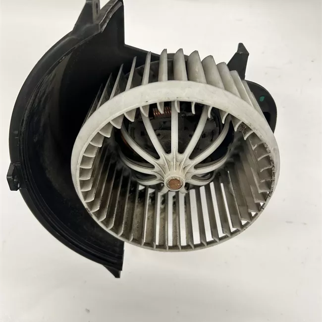 Motorino ventilazione abitacolo con clima manuale