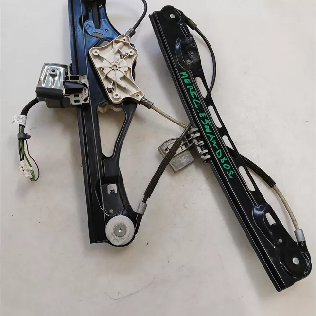 Motorino alzacristallo porta anteriore destro