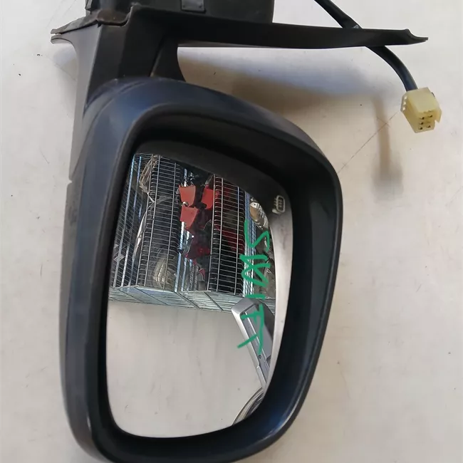 Retrovisore esterno regolazione elettrica destro argento