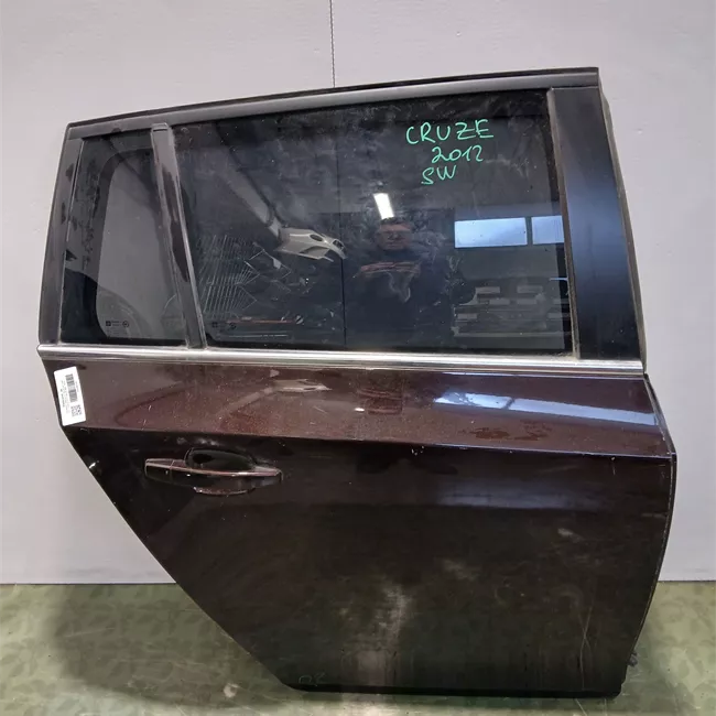 Porta posteriore destra