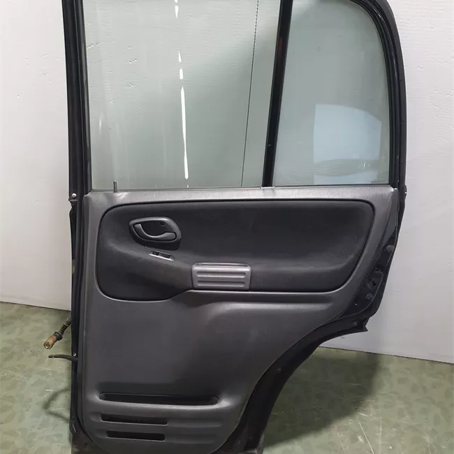 Porta posteriore destra