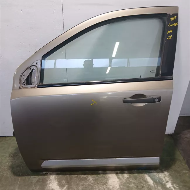 Porta anteriore sinistra