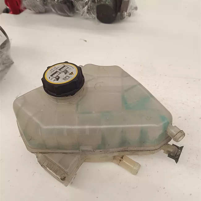 Vaschetta compensazione radiatore