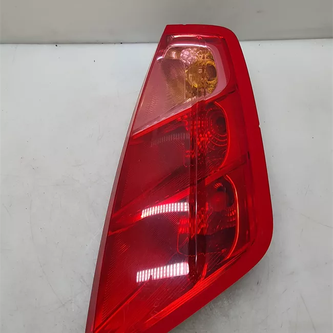 Fanale posteriore destro