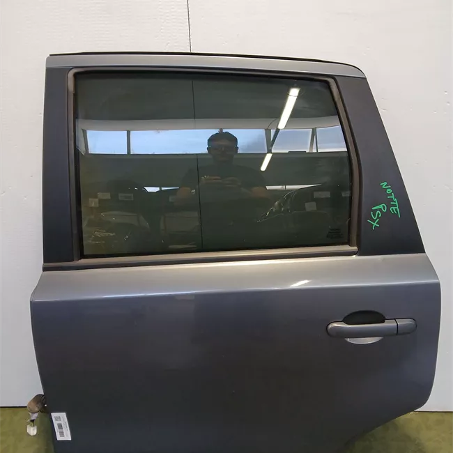 Porta posteriore sinistra