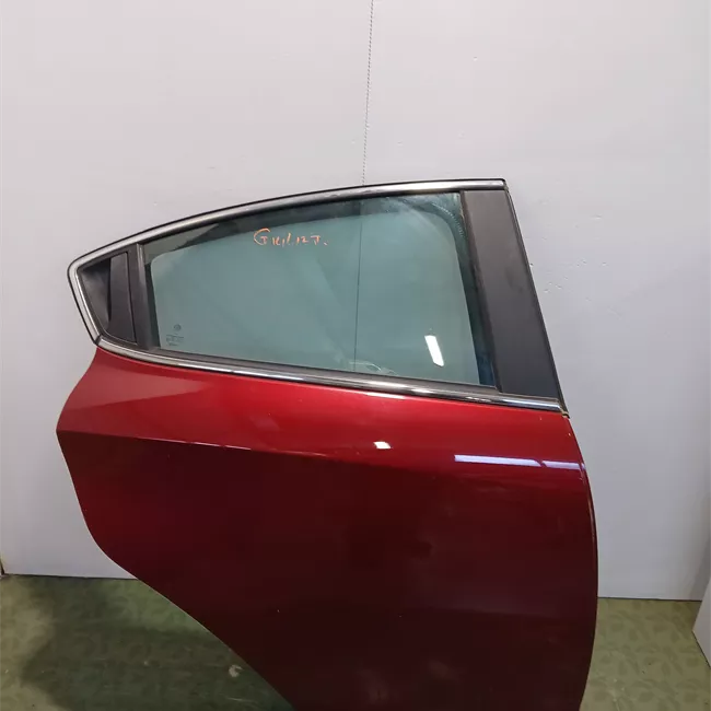 Porta posteriore destra