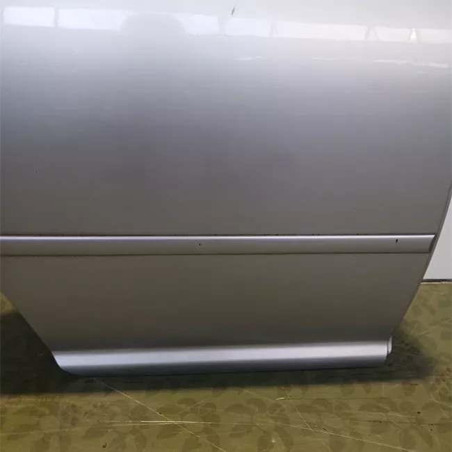 Porta posteriore destra