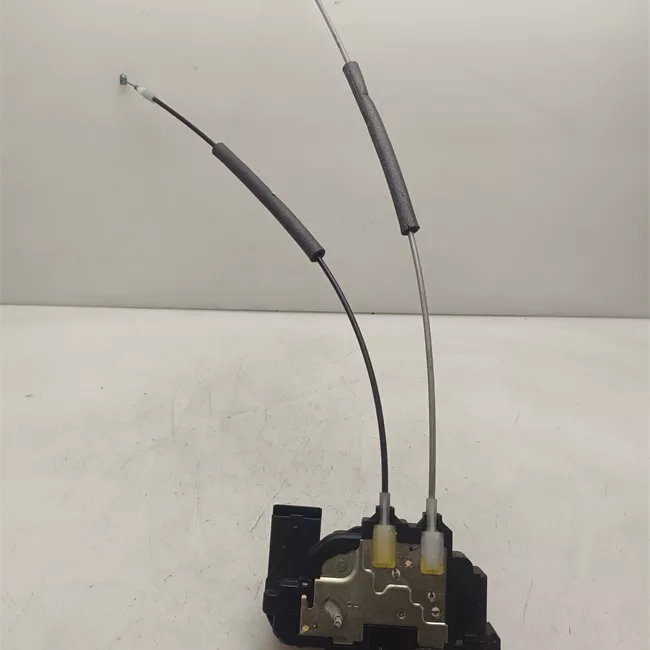 Serratura porta posteriore destra con chiusura centralizzata