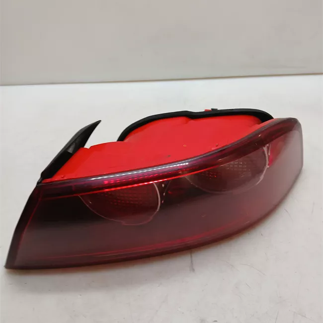 Fanale posteriore parte esterno destro