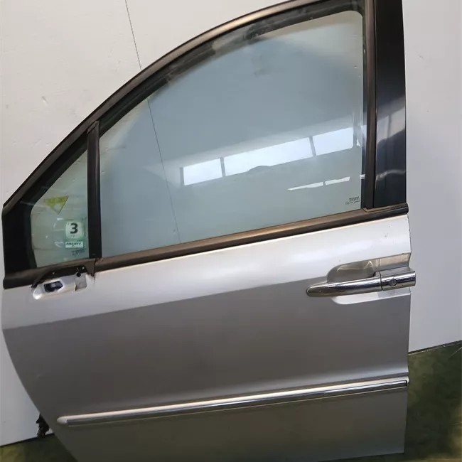 Porta anteriore sinistra