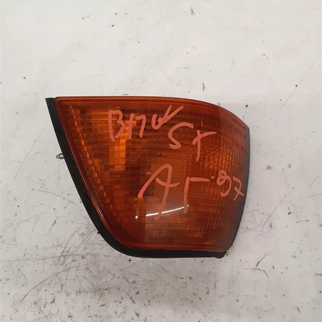 Fanalino anteriore sinistro