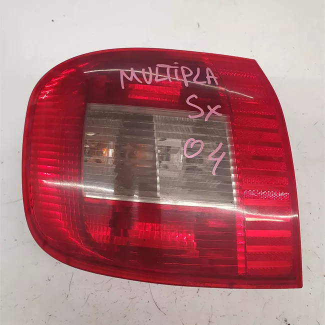 Fanale posteriore sinistro