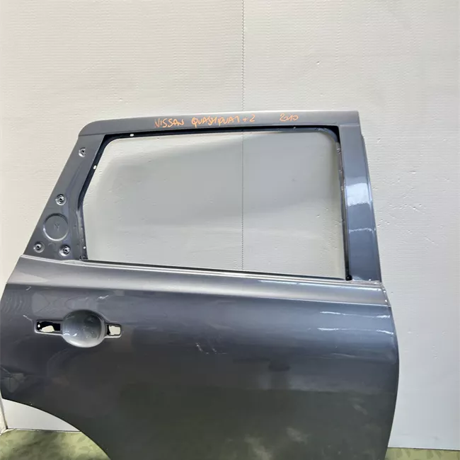 Porta posteriore destra