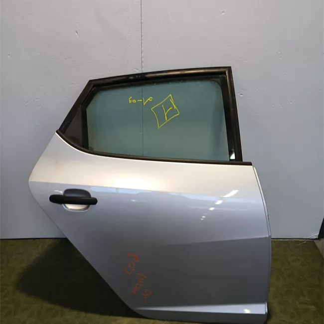 Porta posteriore destra