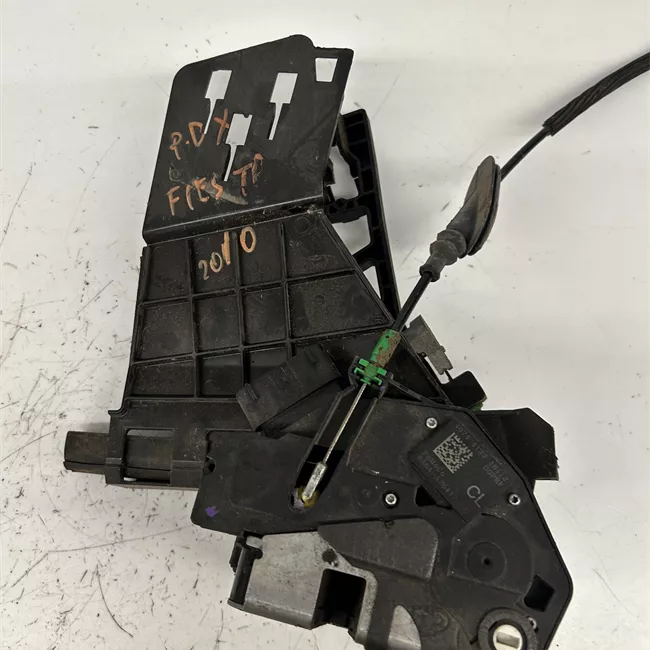 Serratura porta posteriore destra con sistema di chiusura centrale