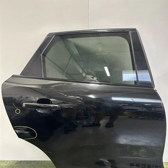 Porta posteriore destra