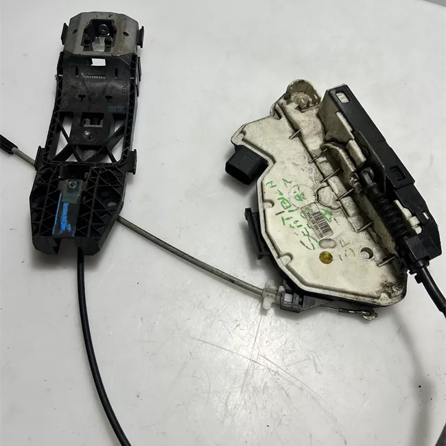 Serratura porta anteriore sinistra con dispositivo sicurezza Safe