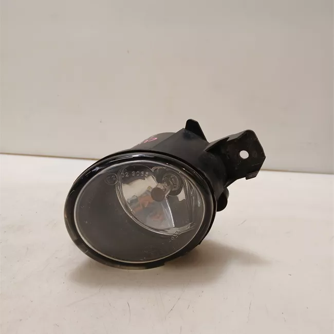 Proiettore fendinebbia sinistro