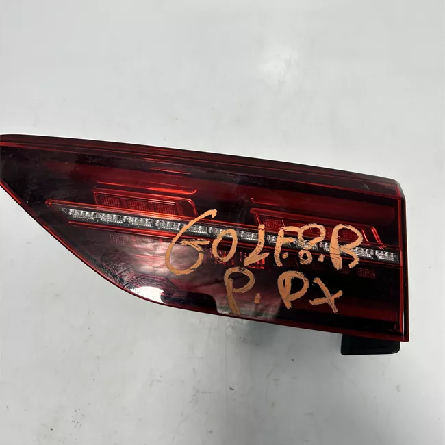 Fanale posteriore parte interno destro Led con indicatore direzione animato