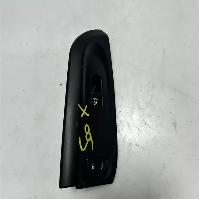 Interruttore alzacristalli porta anteriore