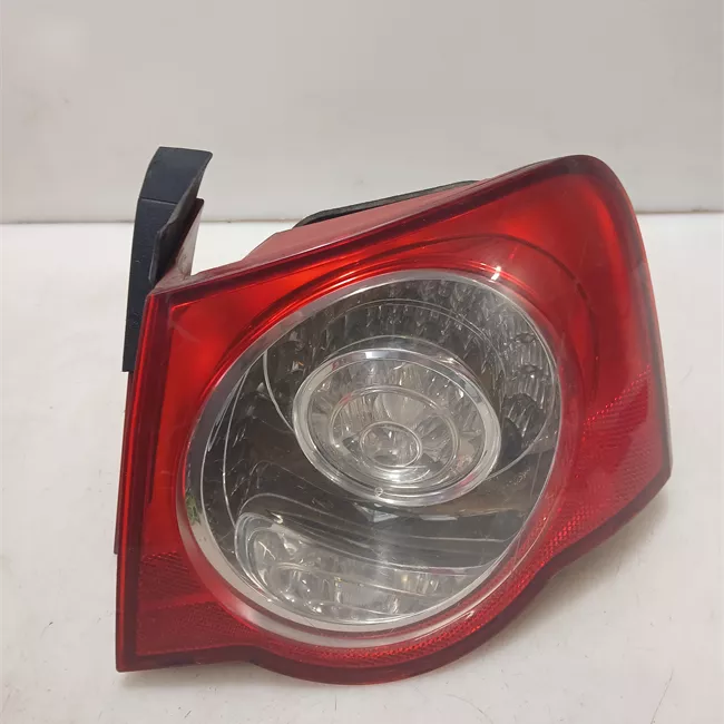 Fanale posteriore parte esterno destro