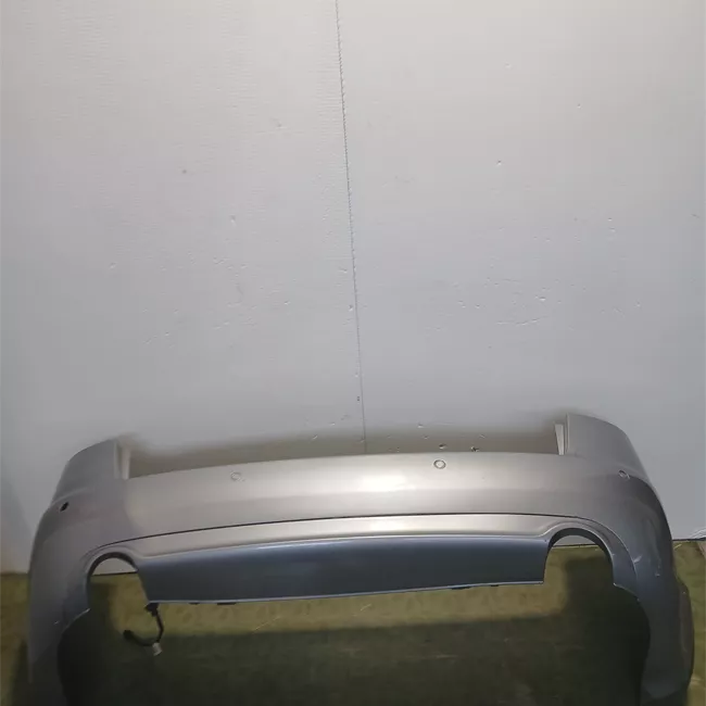 Paraurti posteriore con sens parch primer