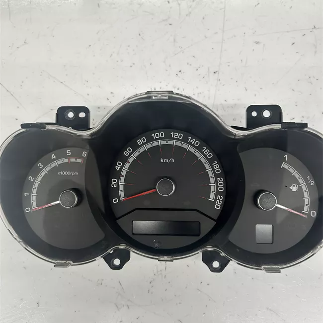 Quadro strumenti completo con pressione pneumatici