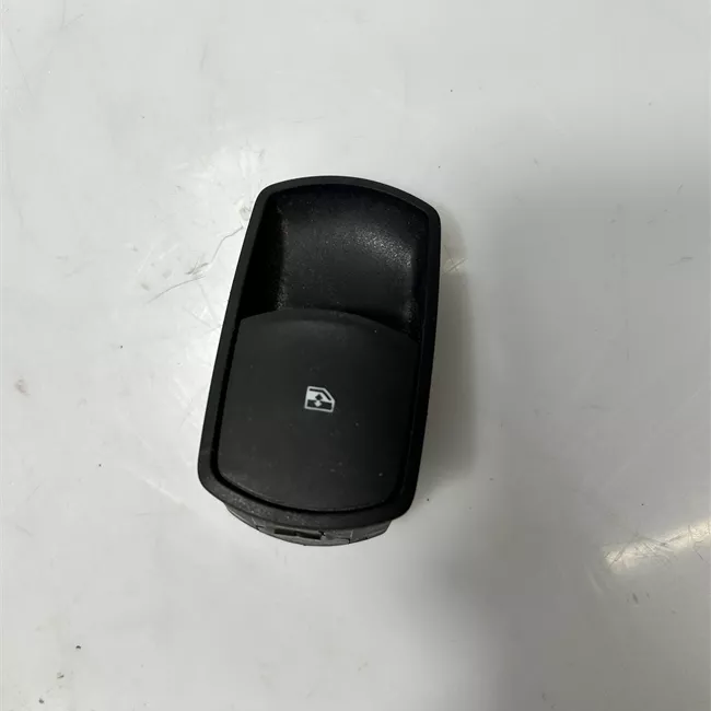 Interruttore alzacristalli porta anteriore