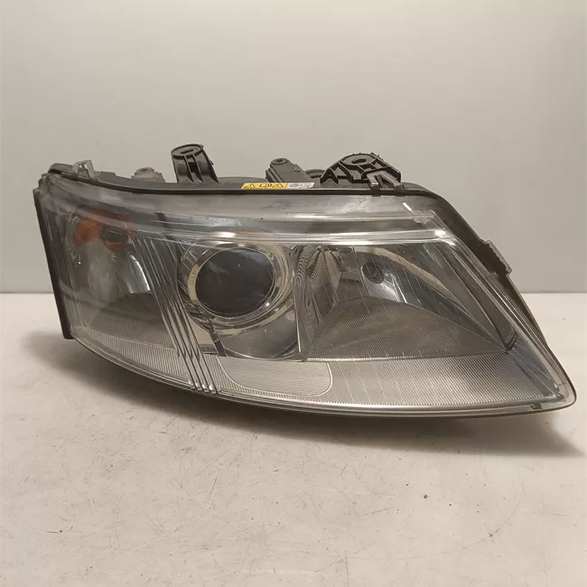 Proiettore sinistro Xeno