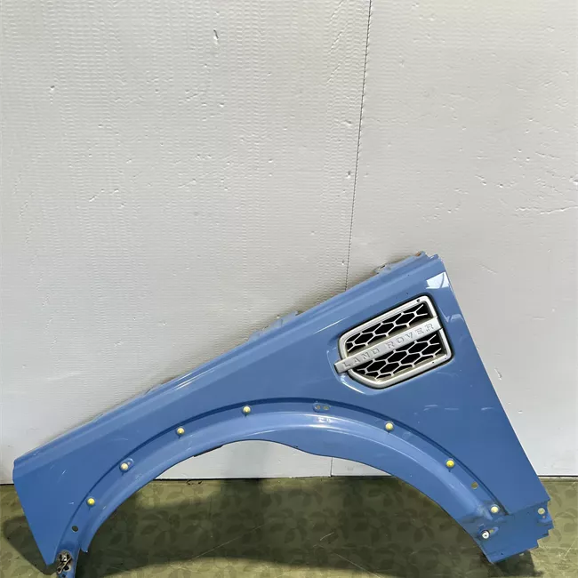 Parafango anteriore sinistro