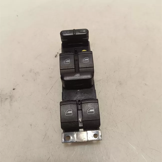 Blocco comandi alzacristalli con cristalli post elettrici