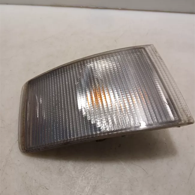 Proiettore fendinebbia destro Completo