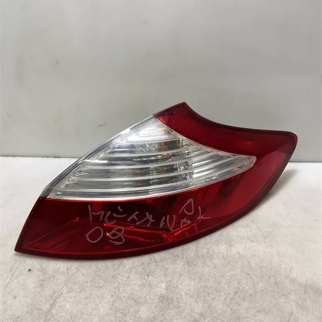 Fanale posteriore parte esterno destro